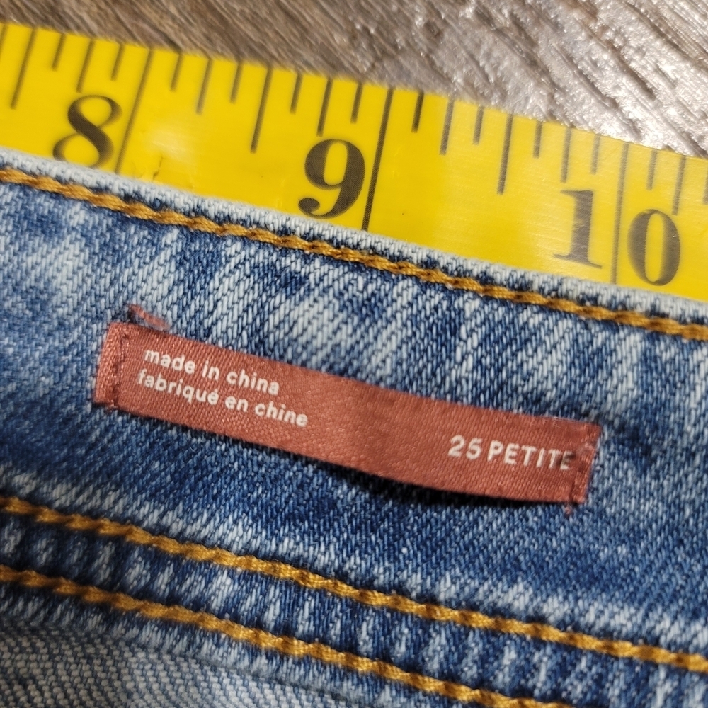 Pilcro Slim Boyfriend Crop Jeans Petite 25 Embroidered Side Stripe EUC - Picture 9 of 15